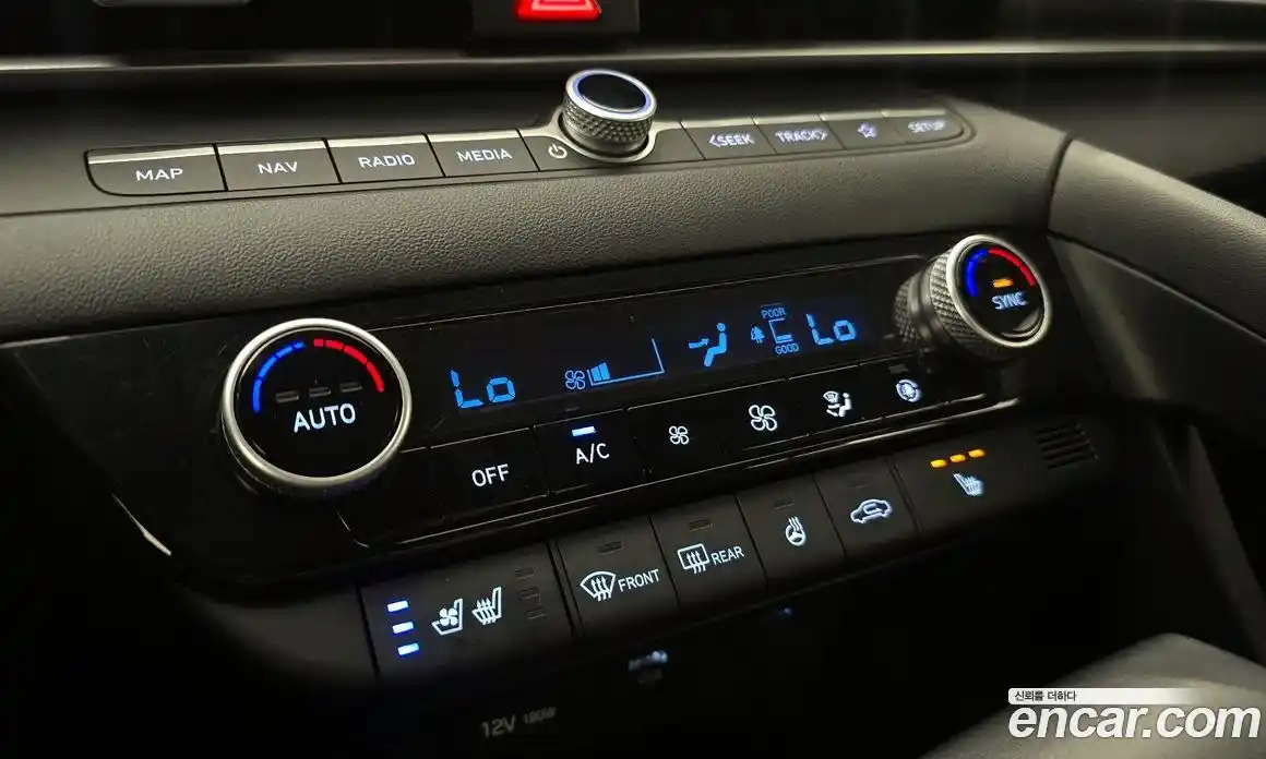 Hyundai Avante 2021 1.6 автомат (гидро), фото 23