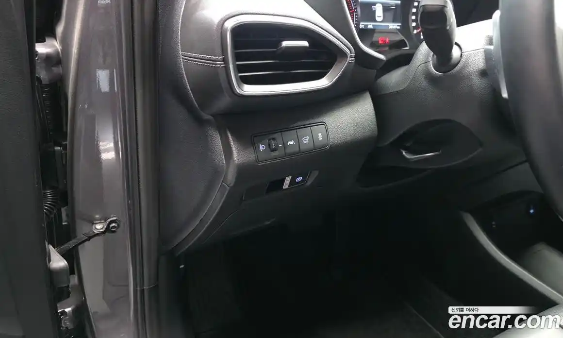 Hyundai Santa Fe 2022 2.2 автомат (гидро), фото 21