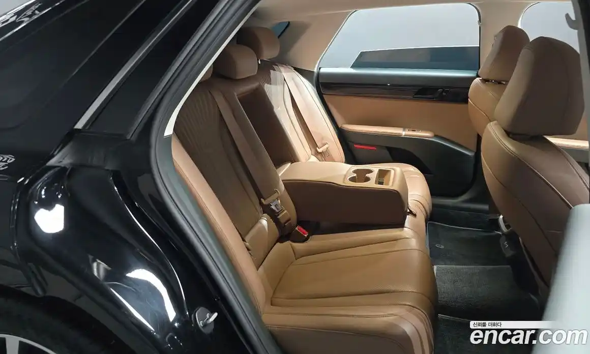 Hyundai Grandeur 2023 2.5 автомат (гидро), фото 17