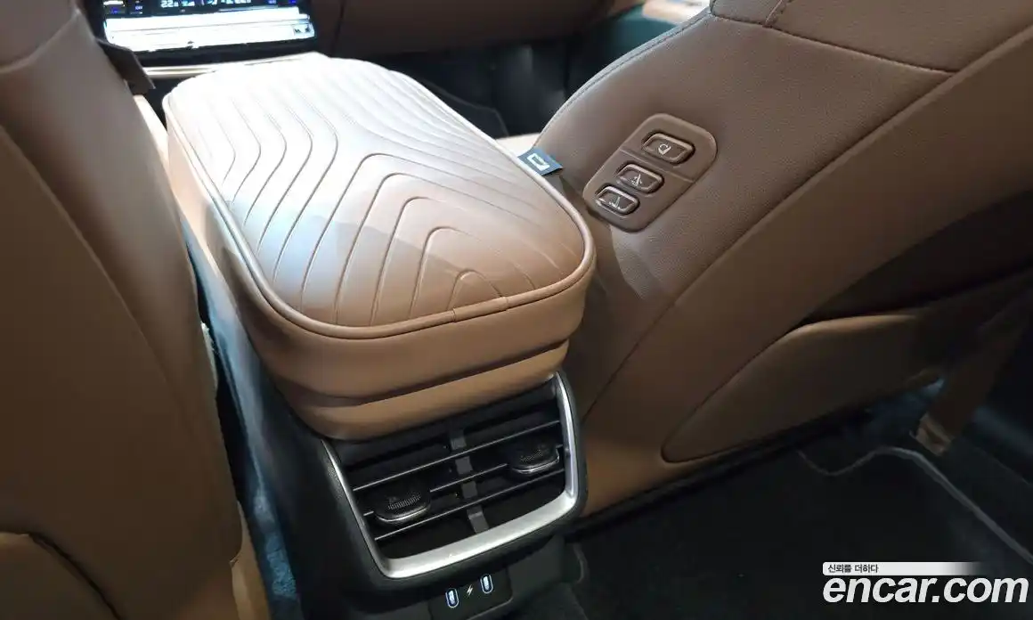 Hyundai Grandeur 2023 2.5 автомат (гидро), фото 27