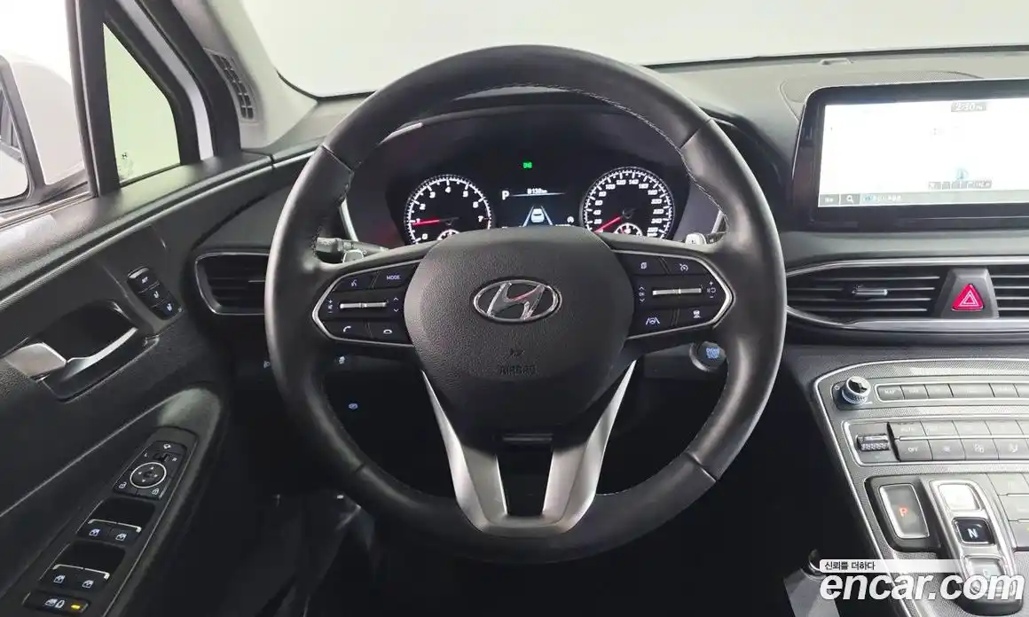 Hyundai Santa Fe 2023 2.5 автомат (гидро), фото 14