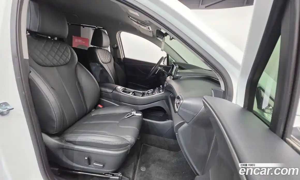 Hyundai Santa Fe 2023 2.5 автомат (гидро), фото 10