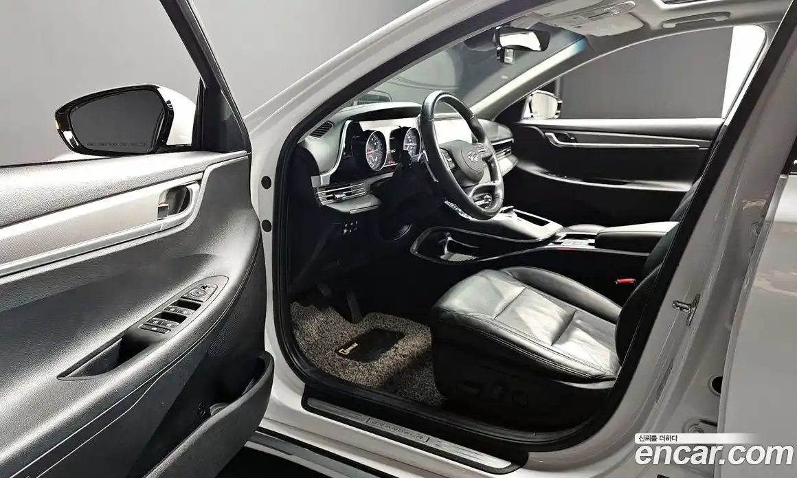 Hyundai Grandeur 2020 2.5 автомат (гидро), фото 13