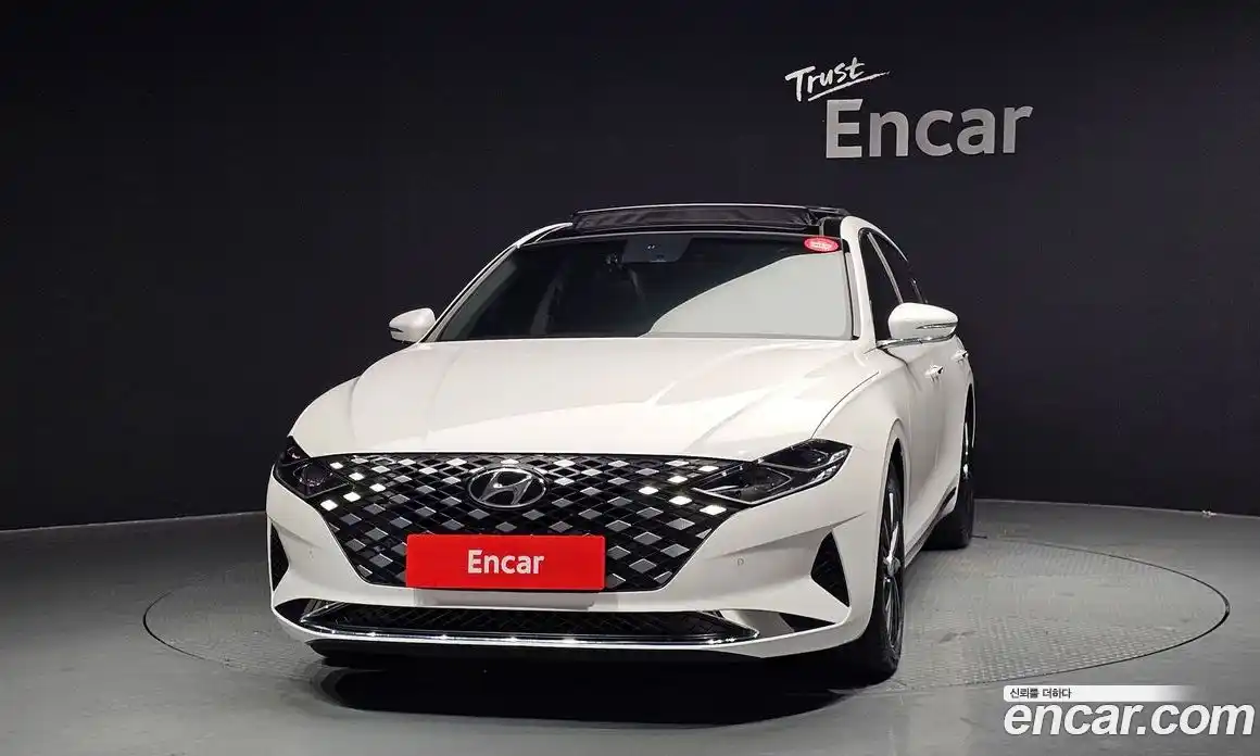 Hyundai Grandeur 2020 2.5 автомат (гидро), фото 3