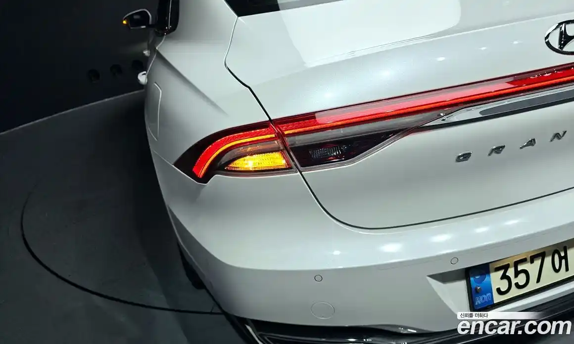Hyundai Grandeur 2020 2.5 автомат (гидро), фото 9