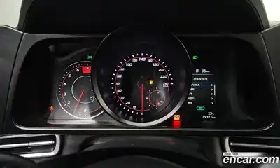 Hyundai Avante 2023 1.6 автомат (гидро), миниатюра 11