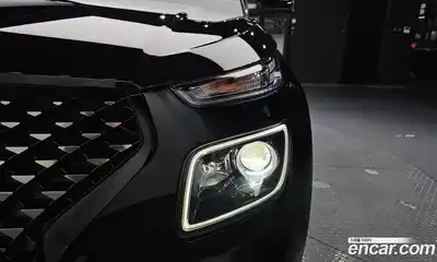 Hyundai Venue 2023 1.6 автомат (гидро), миниатюра 7