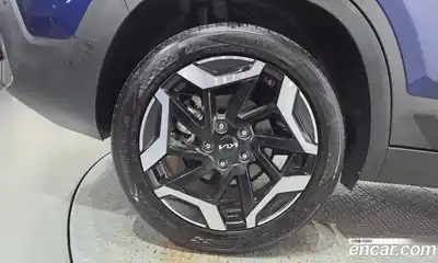 Kia Seltos 2024 1.6 автомат (гидро), миниатюра 5