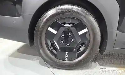 Kia PV5 2025 0.2 автомат (гидро), миниатюра 5