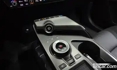 Kia EV6 2022 0.1 автомат (гидро), миниатюра 12