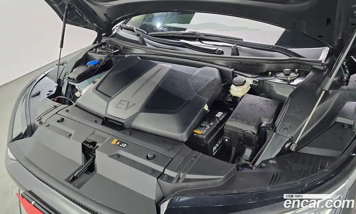 Kia EV6 2022 0.1 автомат (гидро), фото 6