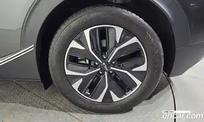 Kia EV6 2022 0.1 автомат (гидро), миниатюра 7
