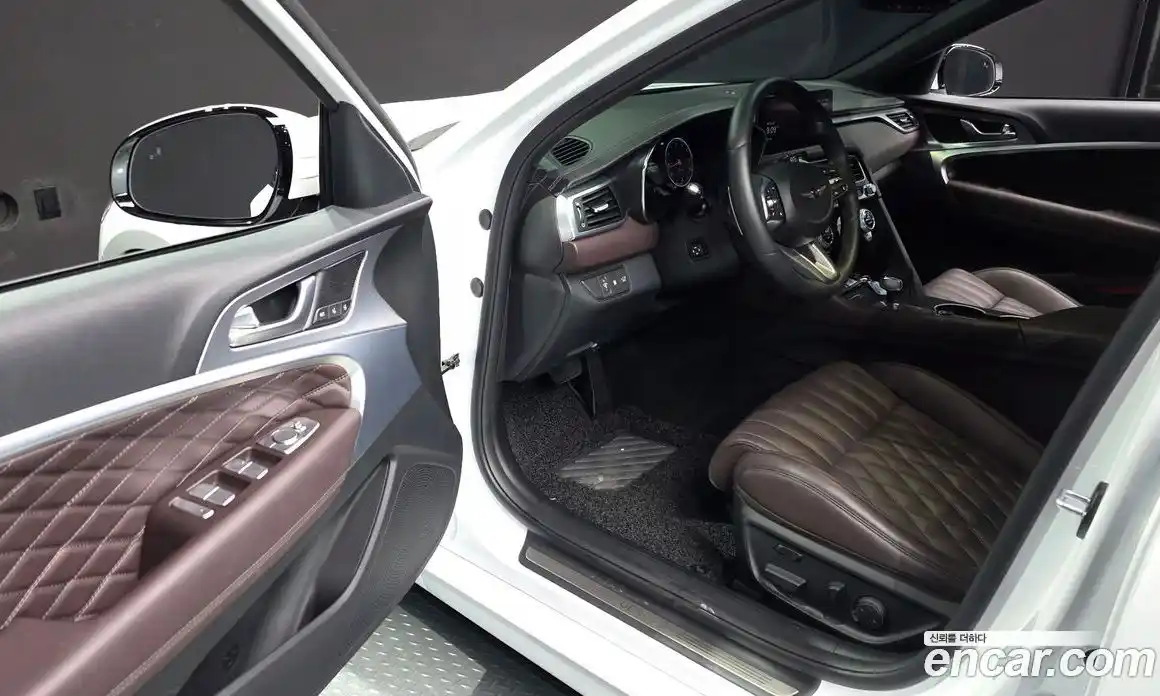 Genesis G70 2022 3.3 автомат (гидро), фото 10