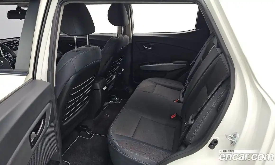 SsangYong TIBOLI 2021 1.5 автомат (гидро), фото 12
