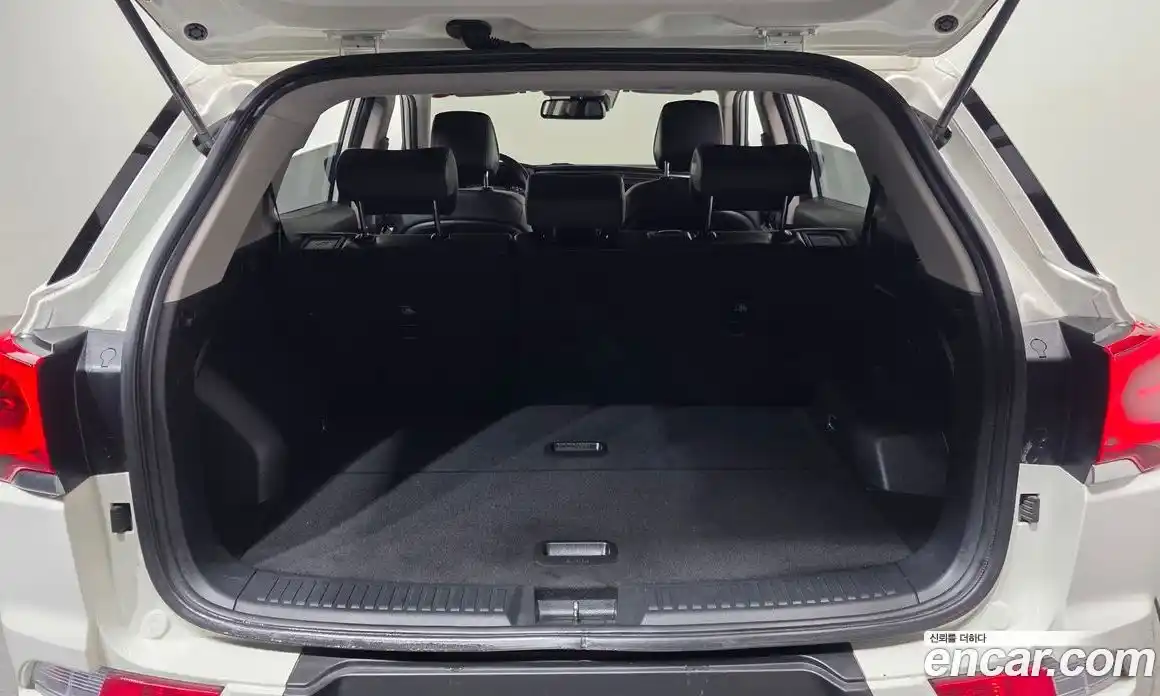 SsangYong Korando 2023 1.5 автомат (гидро), фото 20