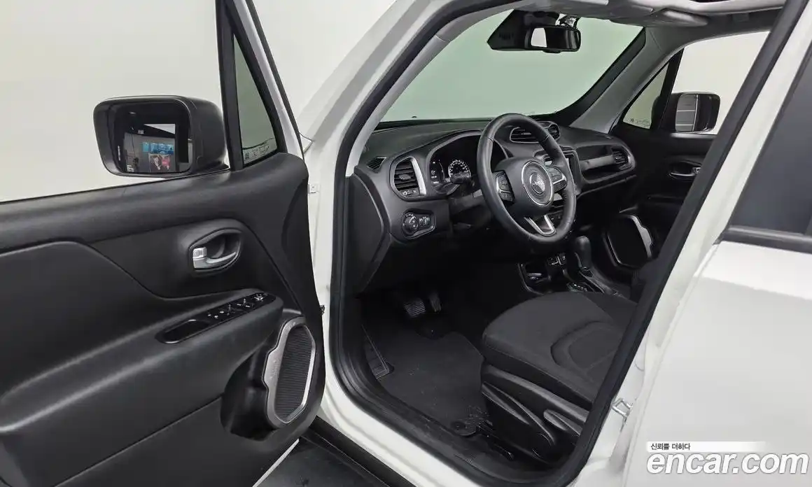Jeep Renegade 2022 1.3 автомат (гидро), фото 13