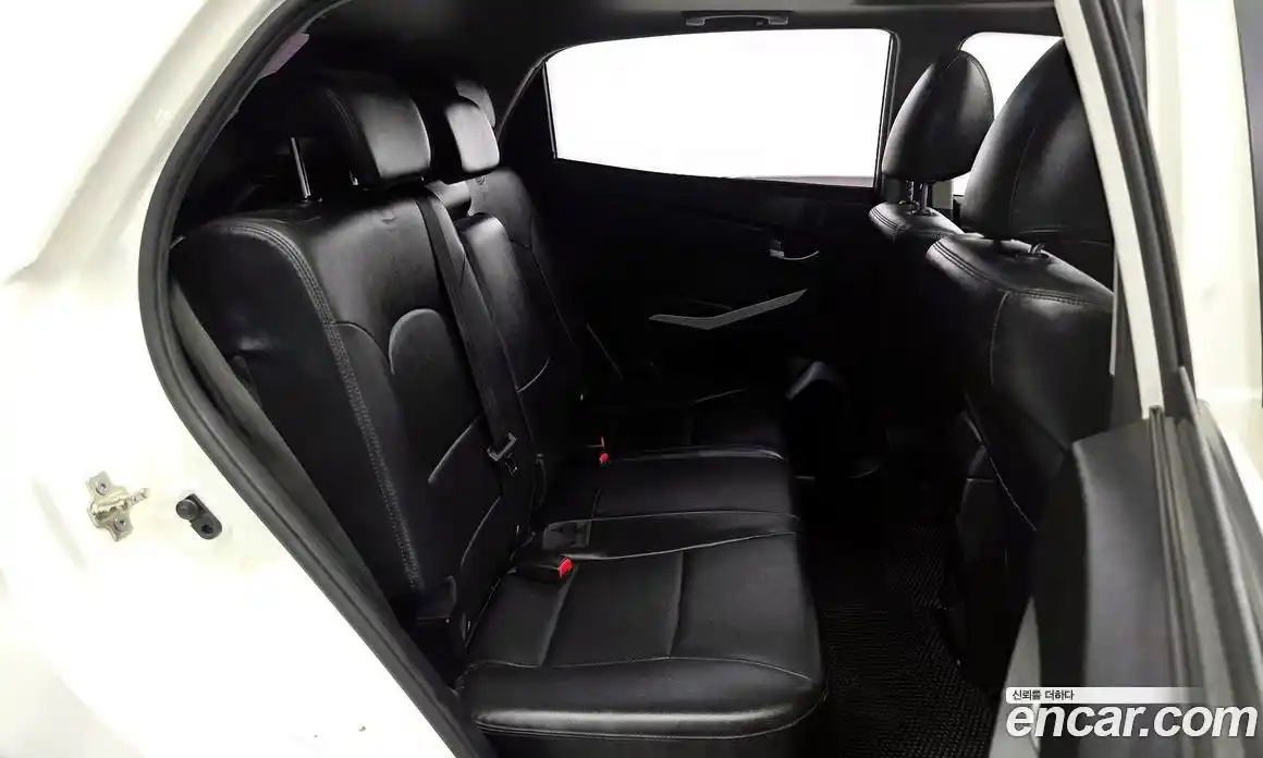 SsangYong Korando 2015 2.2 автомат (гидро), фото 11