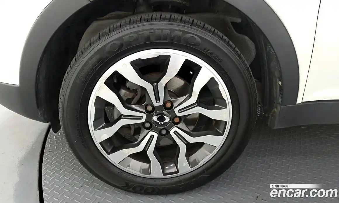 SsangYong Korando 2015 2.2 автомат (гидро), фото 5