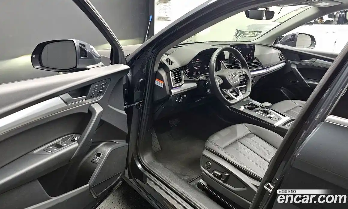 Audi Q5 2023 2.0 автомат (гидро), фото 13