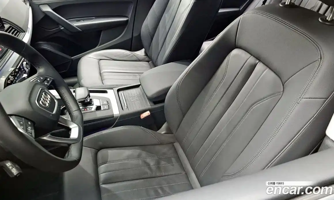 Audi Q5 2023 2.0 автомат (гидро), фото 27