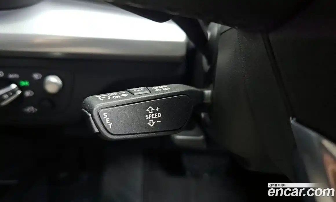 Audi Q5 2023 2.0 автомат (гидро), фото 28