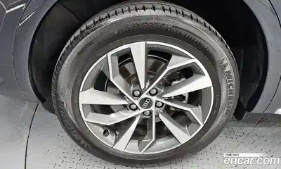 Audi Q5 2023 2.0 автомат (гидро), миниатюра 5