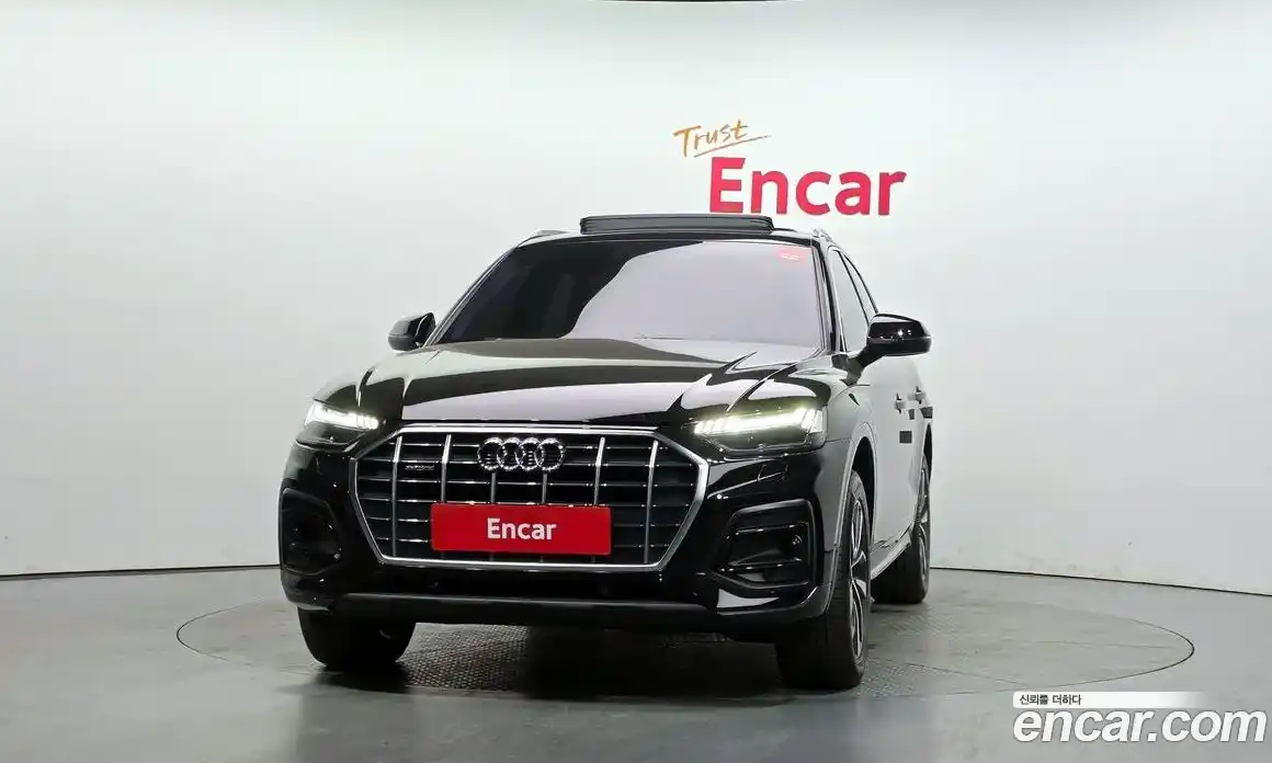 Audi Q5 2023 2.0 автомат (гидро), фото 3