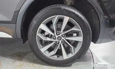 Audi Q5 2023 2.0 автомат (гидро), миниатюра 7