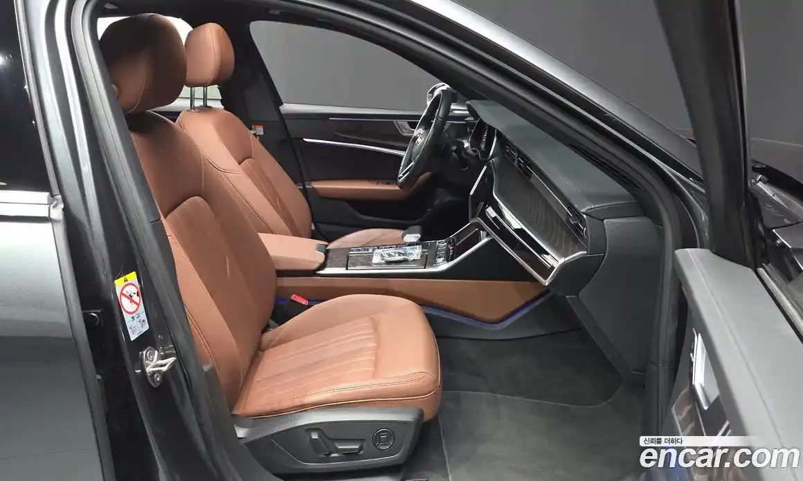 Audi A6 2021 2.0 автомат (гидро), фото 13