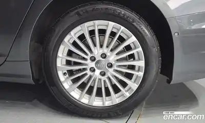 Audi A6 2021 2.0 автомат (гидро), миниатюра 7
