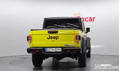 Jeep Gladiator 2023 3.6 автомат (гидро), миниатюра 4