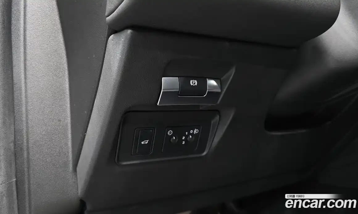Land Rover Discovery Sport 2020 2.0 автомат (гидро), фото 26