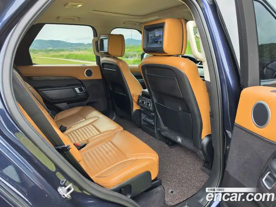 Land Rover Discovery 2017 3.0 автомат (гидро), фото 18