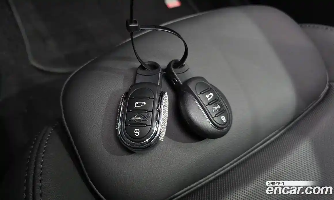 Mini Cooper 2023 2.0 автомат (гидро), фото 20