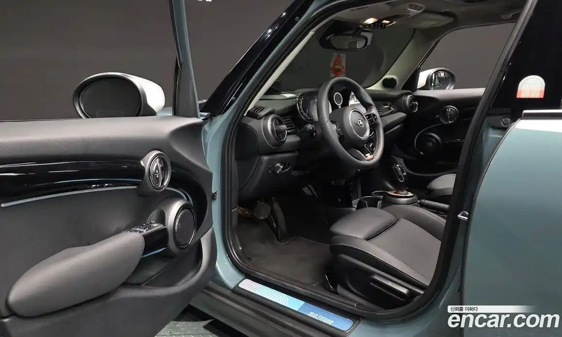 Mini Cooper 2023 2.0 автомат (гидро), фото 10