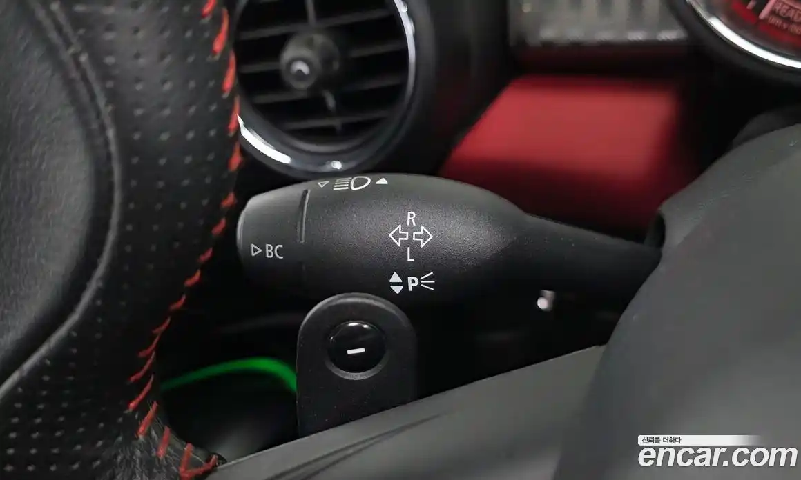 Mini Cooper 2019 2.0 автомат (гидро), фото 28