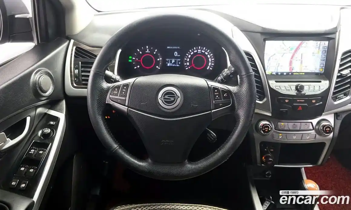 SsangYong Korando 2016 2.2 автомат (гидро), фото 13