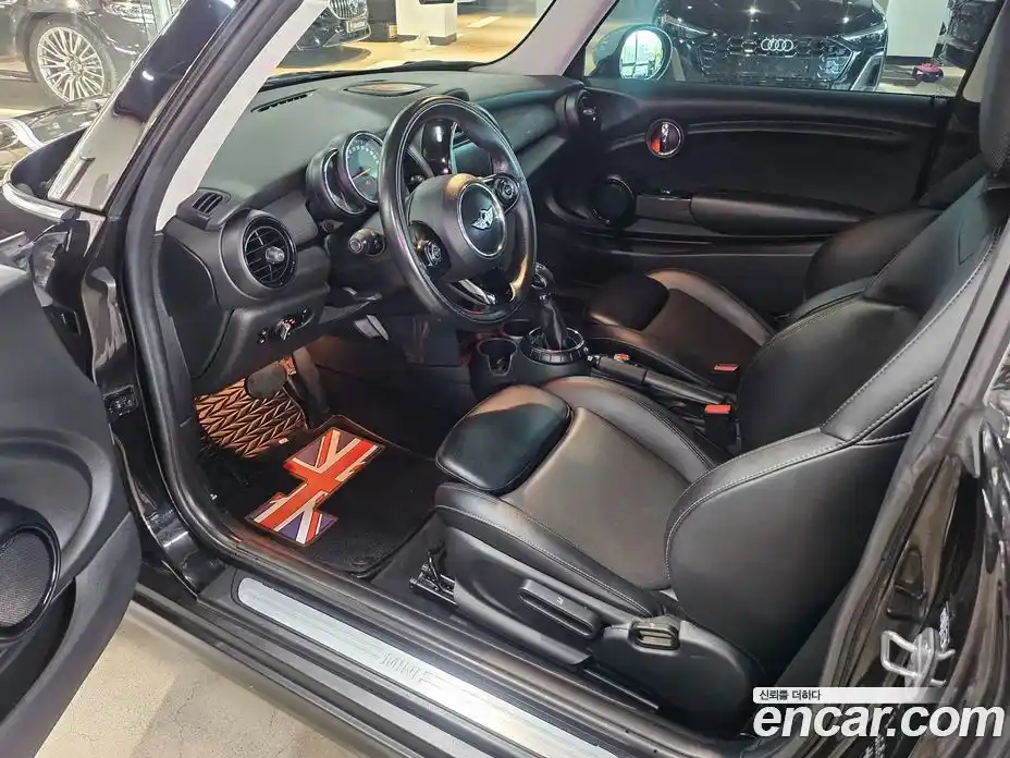 Mini Cooper 2015 1.5 автомат (гидро), фото 11