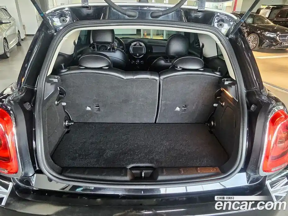 Mini Cooper 2015 1.5 автомат (гидро), фото 19