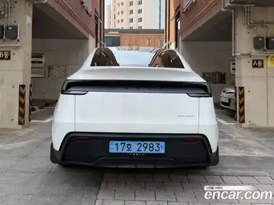 Tesla Model Y 2025 гидро, миниатюра 4