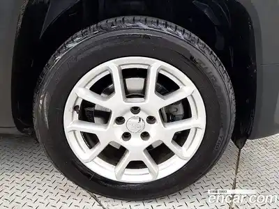 Jeep Renegade 2019 2.4 автомат (гидро), миниатюра 5