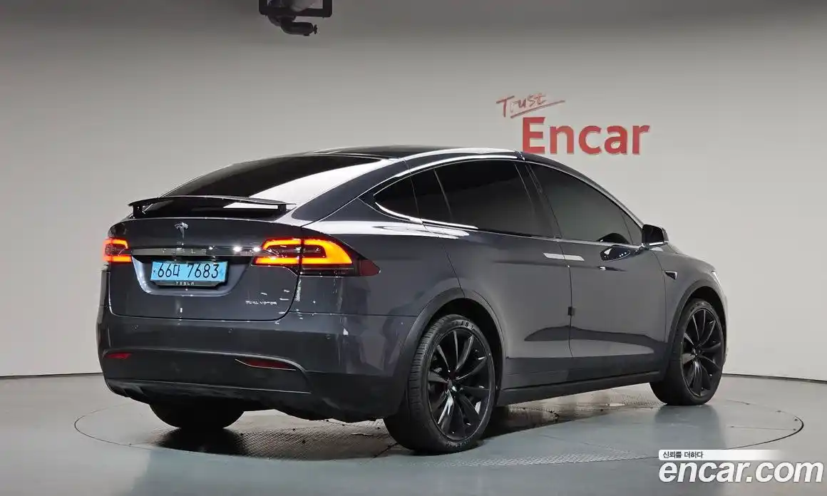 Tesla Model X 2020 0.3 гидро, фото 1