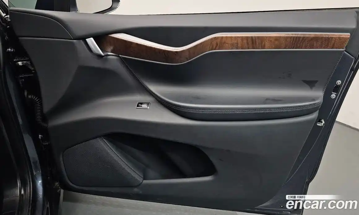 Tesla Model X 2020 0.3 гидро, фото 14