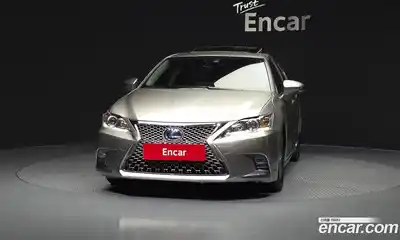 Lexus CT200h 2018 1.8 гидро, миниатюра 3