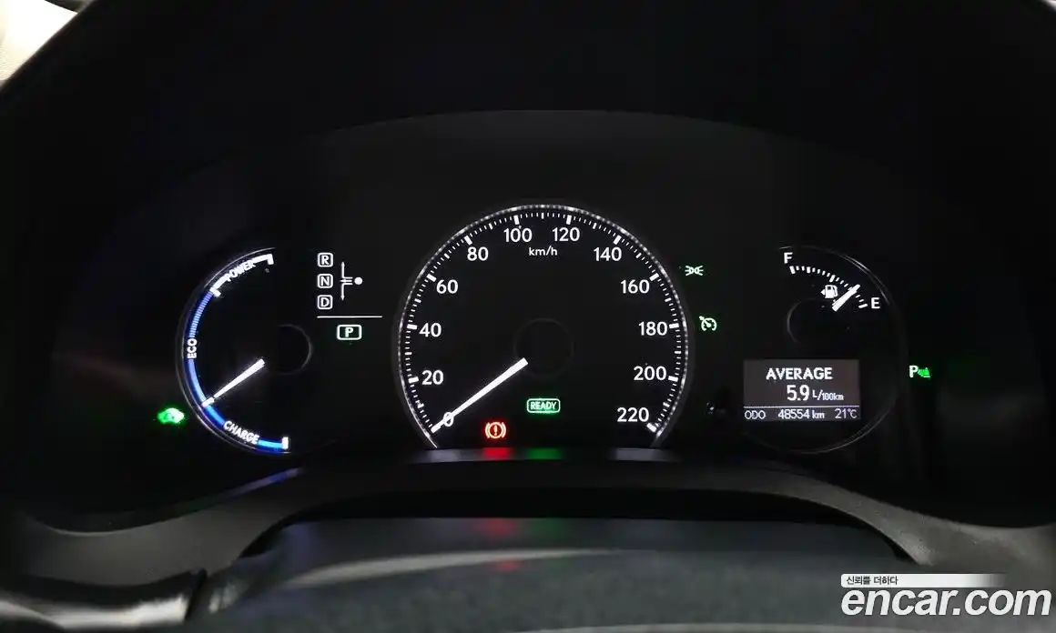 Lexus CT200h 2018 1.8 гидро, фото 8