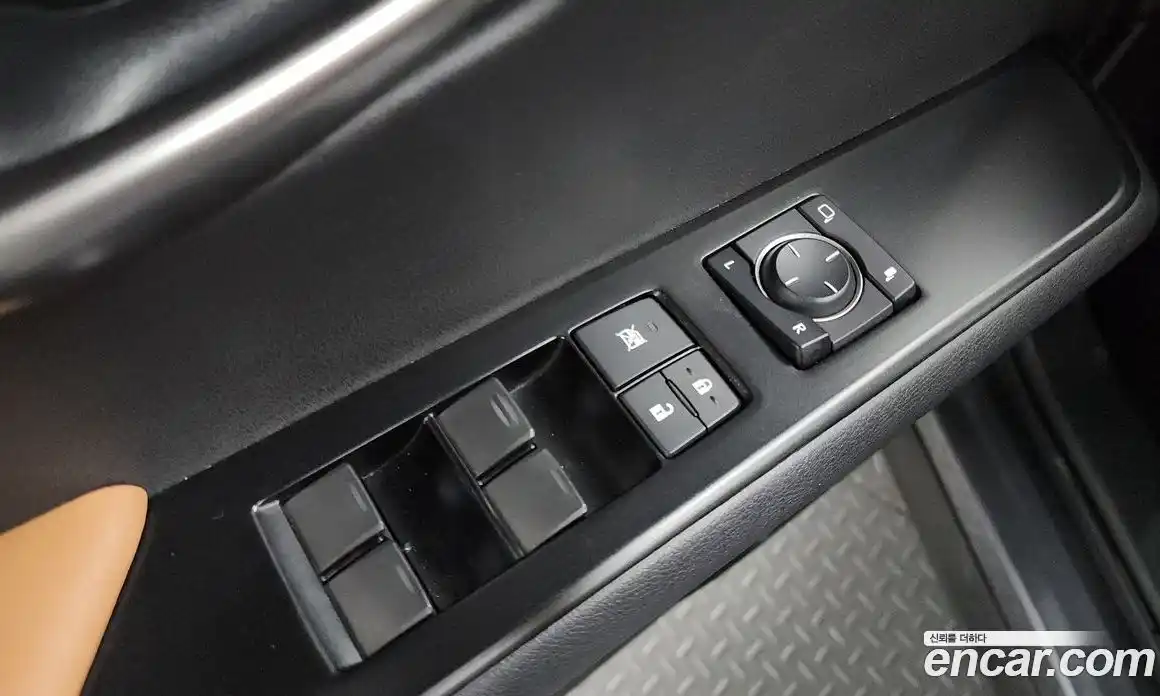Lexus UX 2019 2.0 гидро, фото 28