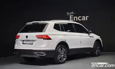 Volkswagen Tiguan 2022 2.0 автомат (гидро), миниатюра 2