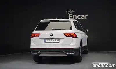 Volkswagen Tiguan 2022 2.0 автомат (гидро), миниатюра 4