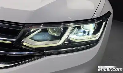 Volkswagen Tiguan 2022 2.0 автомат (гидро), миниатюра 8