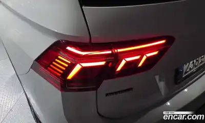 Volkswagen Tiguan 2022 2.0 автомат (гидро), миниатюра 9